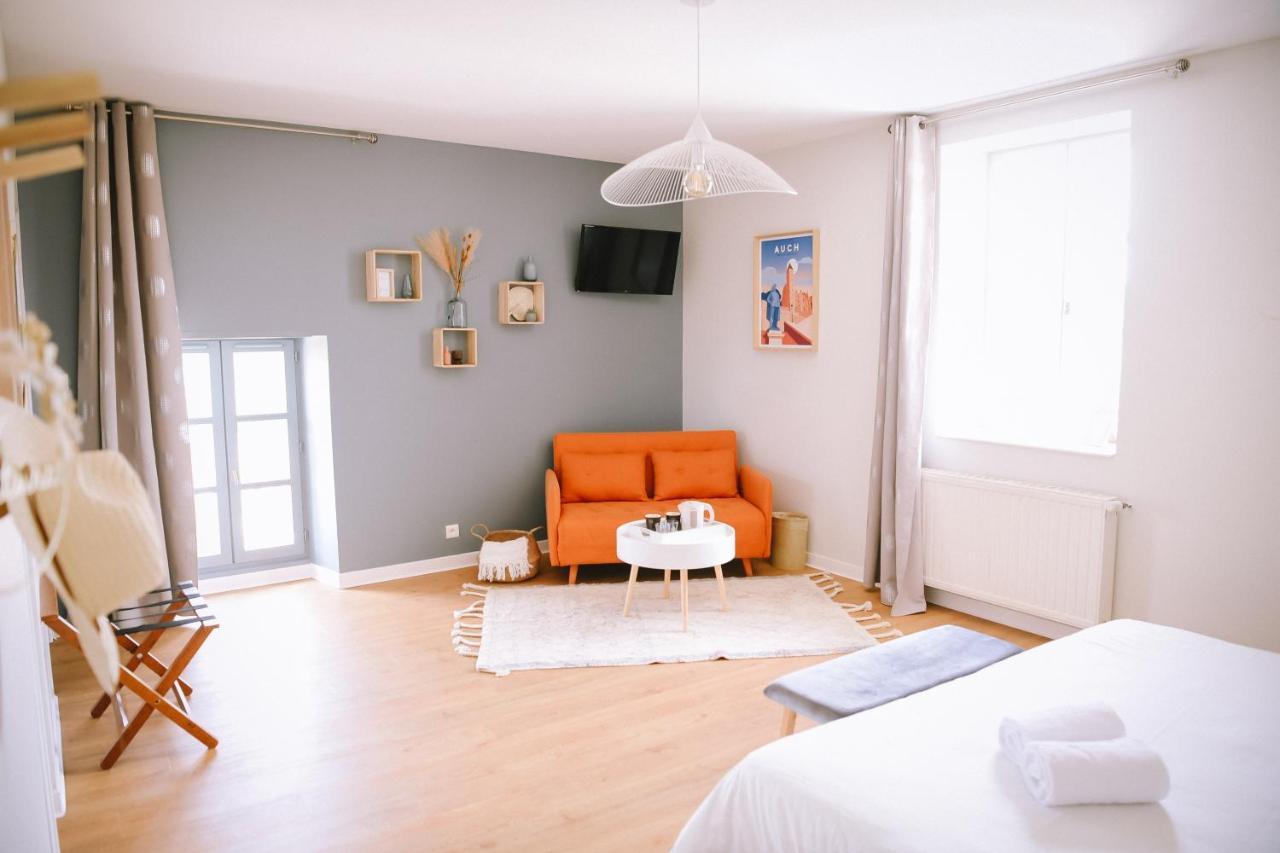 Chambre D'Hotes Domaine Le Castagne Auch Exterior foto